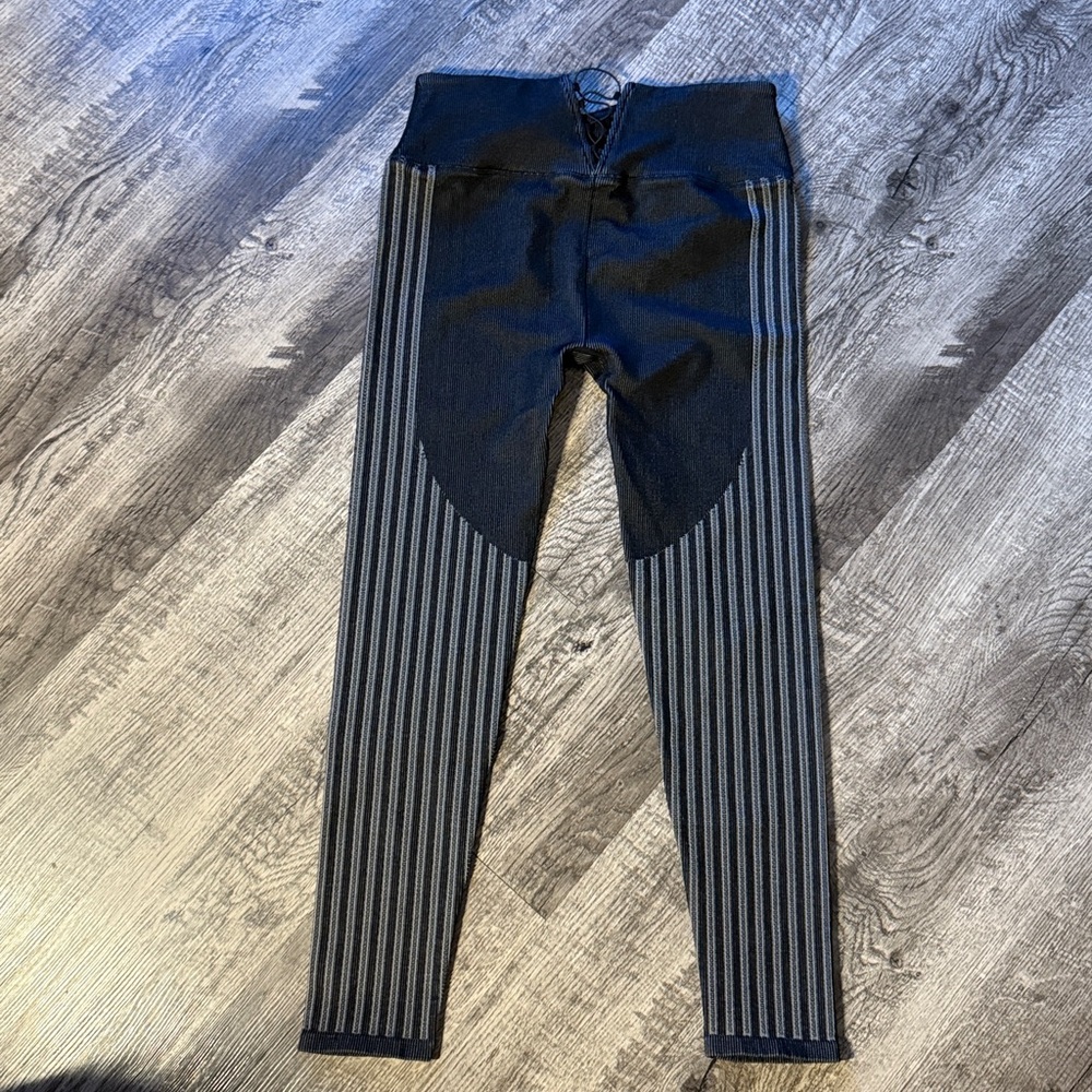 Fabletics High Waisted Seamless Rib Leggings